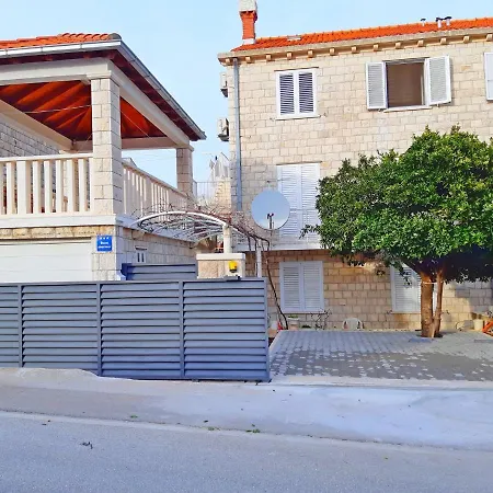Pero * Dubrovník
